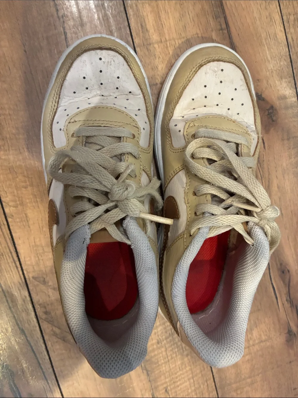Nike kids low
